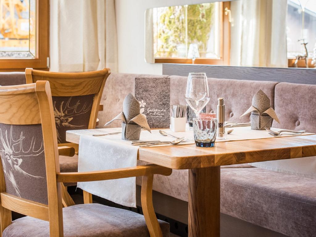 Hotel Alpenrose แพร์ทีเซา ภายนอก รูปภาพ