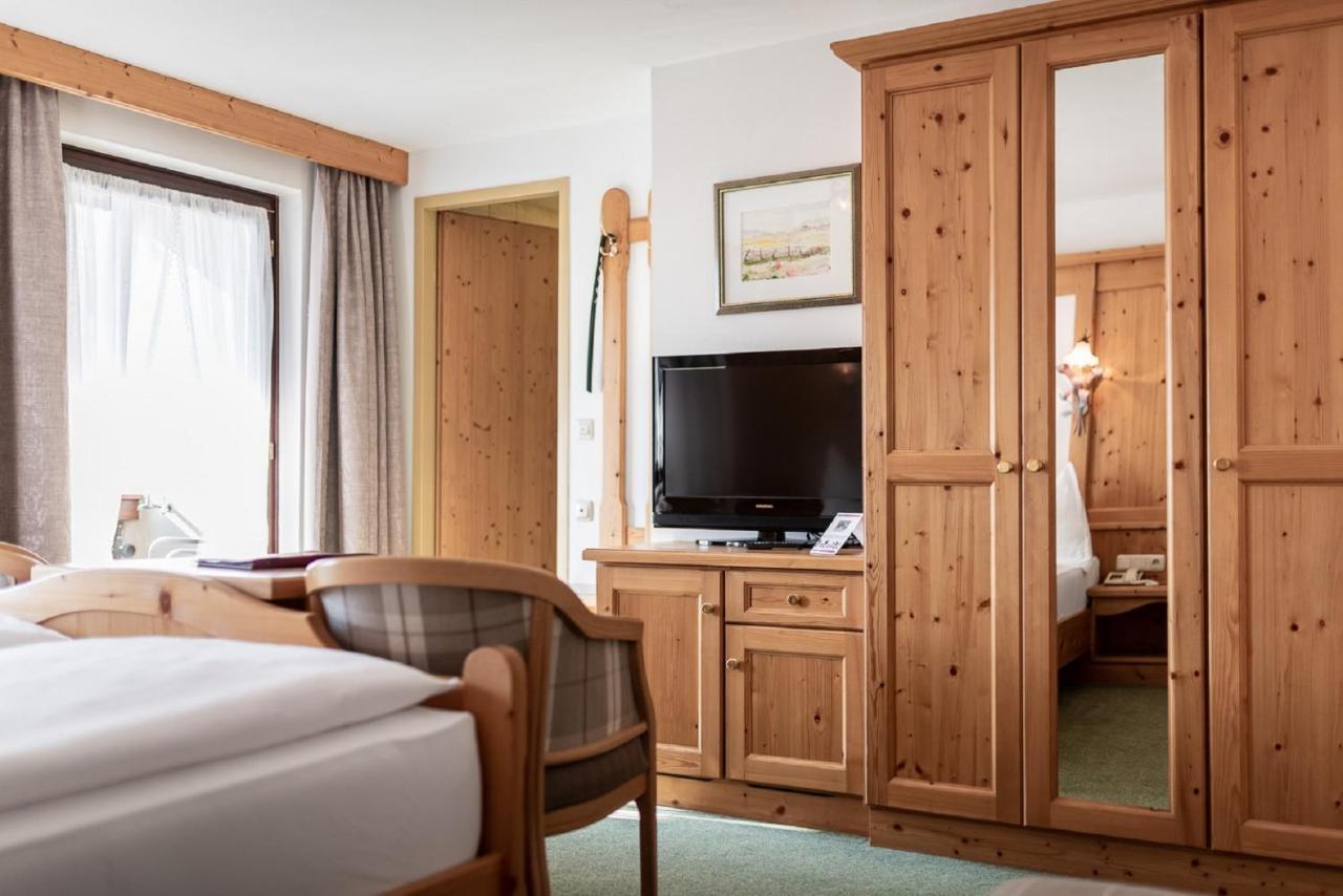 Hotel Alpenrose แพร์ทีเซา ภายนอก รูปภาพ