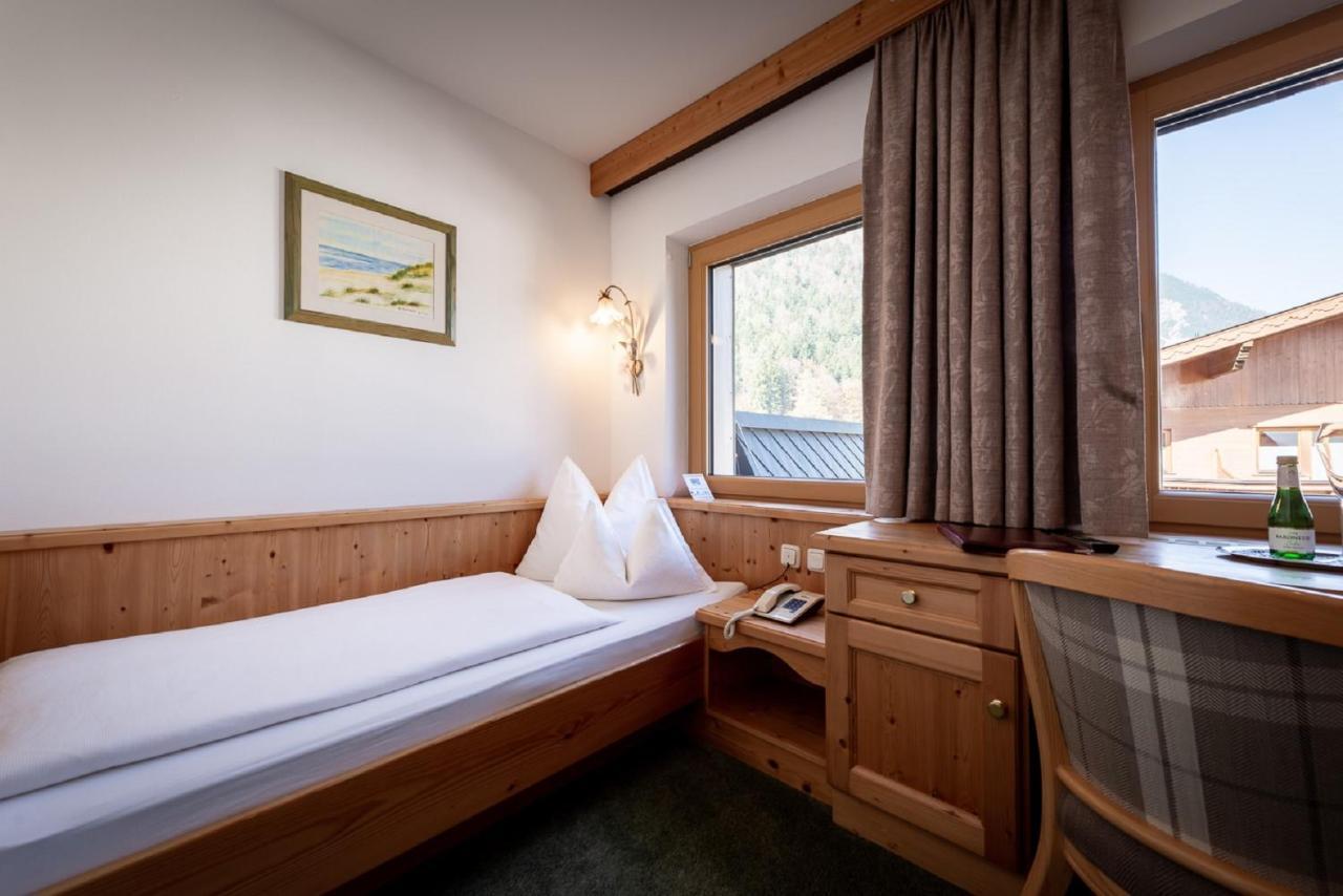Hotel Alpenrose แพร์ทีเซา ภายนอก รูปภาพ
