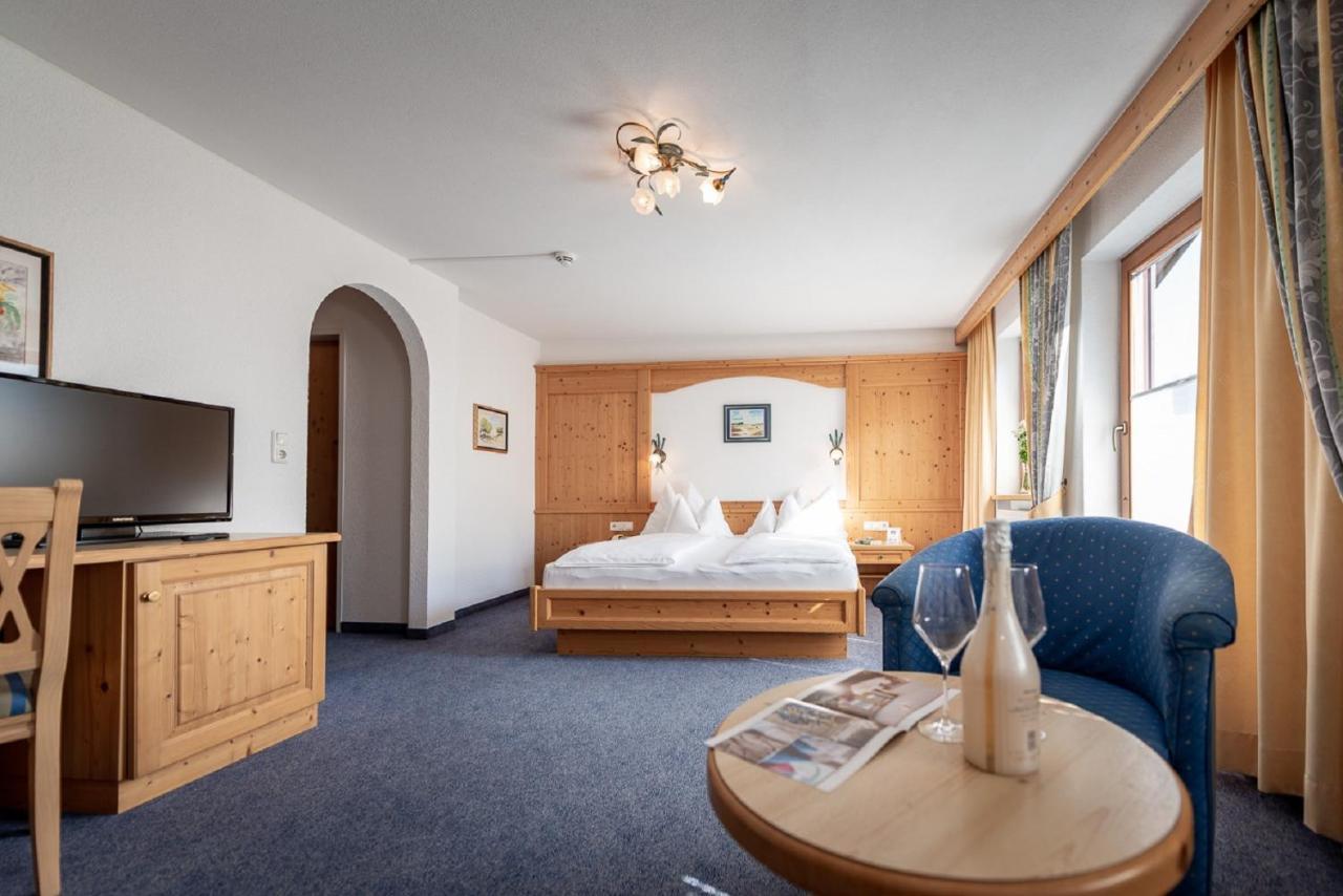 Hotel Alpenrose แพร์ทีเซา ภายนอก รูปภาพ